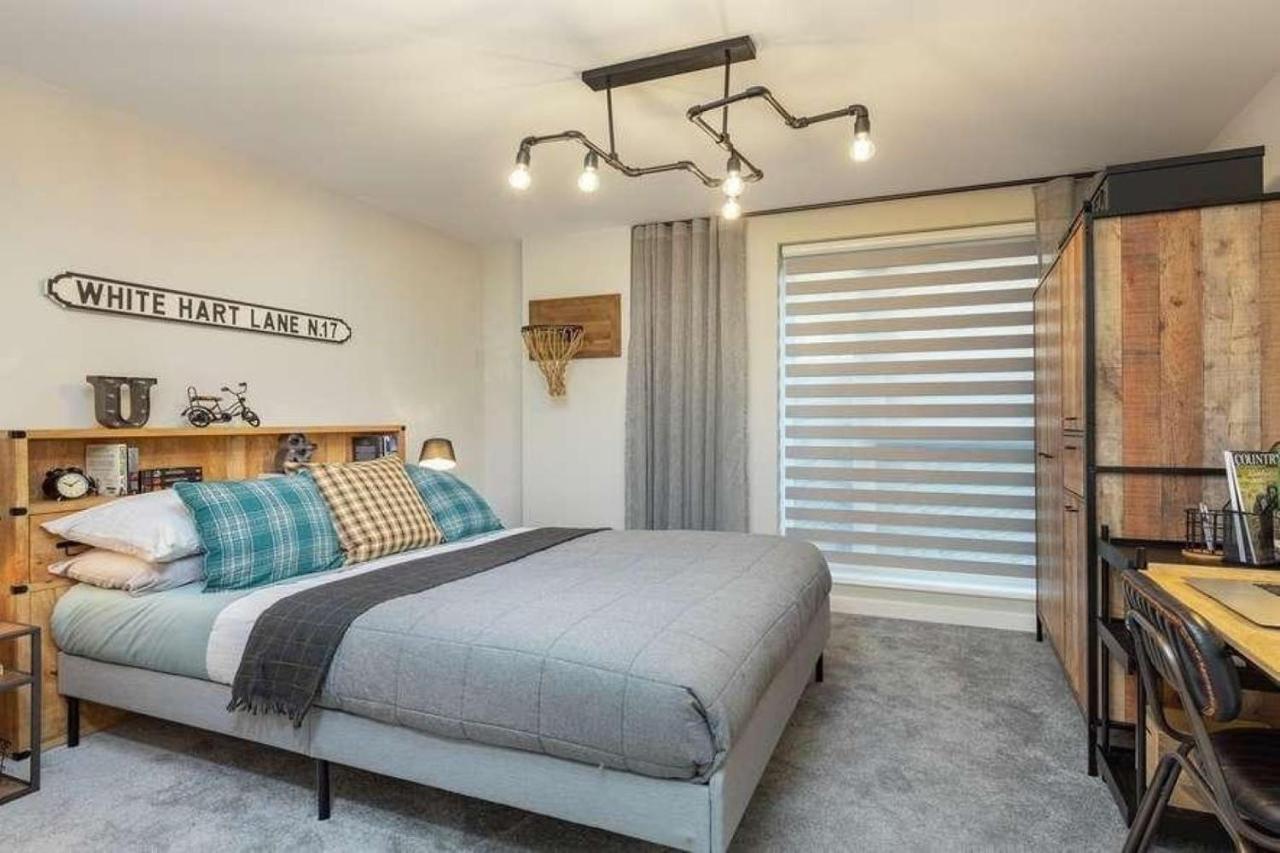 Newly Built Luxury 2 Bed Apartment!!! ロンドン エクステリア 写真