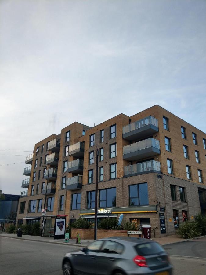Newly Built Luxury 2 Bed Apartment!!! ロンドン エクステリア 写真